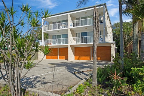 Views Of Moreton Island From Balcony At Beachside Haven Rickman Pde, Woorim - Maitland Accommodation 2