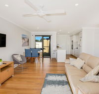 VIlla Zelma Culburra beach - Maitland Accommodation