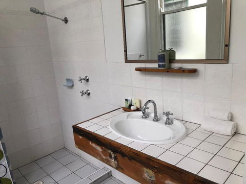 Vine Valley Inn - Maitland Accommodation 2