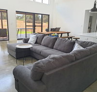 Vines and Stars - Maitland Accommodation