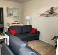 Walk to Lamberts Beach with Wi-fi and Netflix - Maitland Accommodation