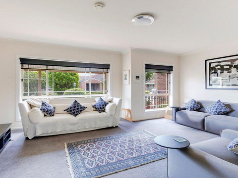 Walling-Clifton Gardens - Backing Onto Golf Course - Maitland Accommodation 0