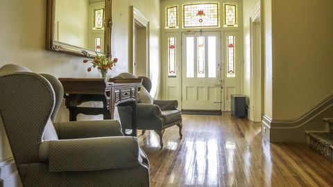 Waratah On York - Maitland Accommodation 1