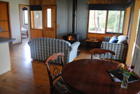 Bluegum Ridge Cottages - Maitland Accommodation 13