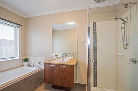 Nautical Rise Torquay - Maitland Accommodation 20
