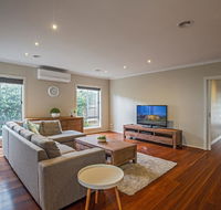 Nautical Rise Torquay - Maitland Accommodation