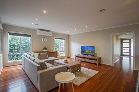 Nautical Rise Torquay - Maitland Accommodation 0