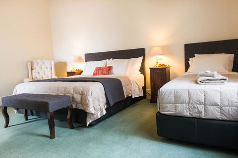 The Riversleigh - Maitland Accommodation 18