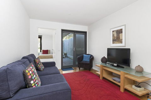 Beach And Reef - Maitland Accommodation 10