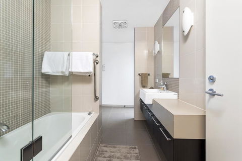 Beach And Reef - Maitland Accommodation 9