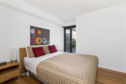 Beach And Reef - Maitland Accommodation 5