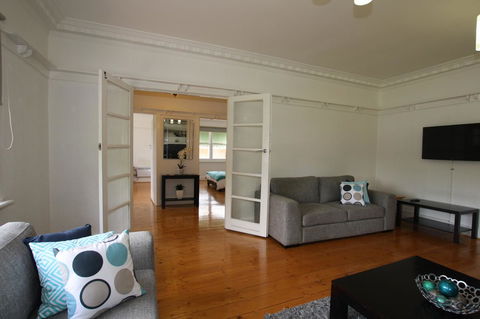 A Stroll Away - Maitland Accommodation 4