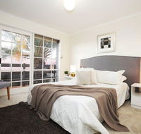 The Gallery Hours - Maitland Accommodation