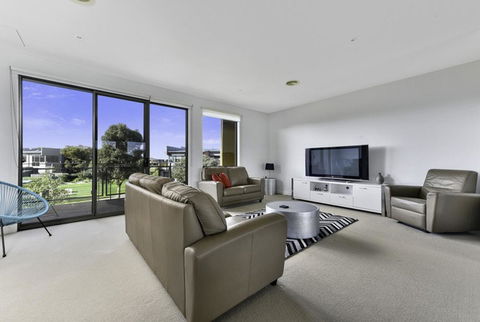 Torquay Golf Retreats - Pool, Beach, Tennis, Golf - Maitland Accommodation 0