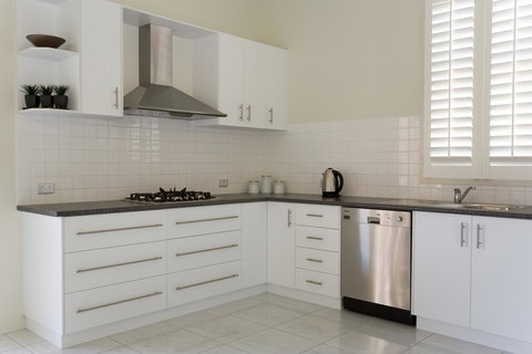 Sabina On Little Myers - Maitland Accommodation 18