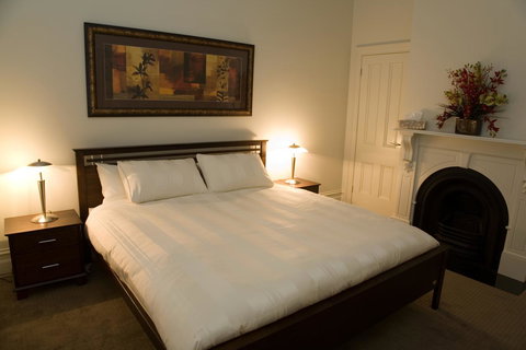 Sabina On Little Myers - Maitland Accommodation 0