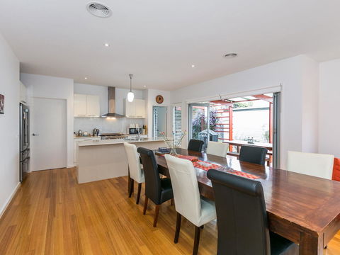 Torquay Timeout - Maitland Accommodation 3