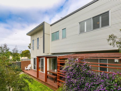 Torquay Timeout - Maitland Accommodation 0
