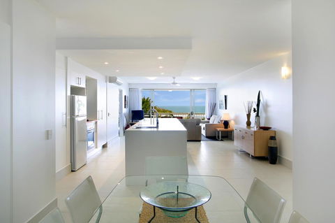 La Mer Sunshine Beachfront - Maitland Accommodation 17