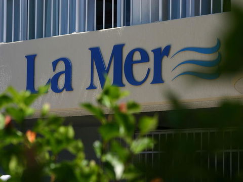 La Mer Sunshine Beachfront - Maitland Accommodation 13