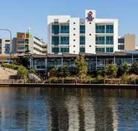 BEST WESTERN PLUS Lake Kawana Hotel - Maitland Accommodation