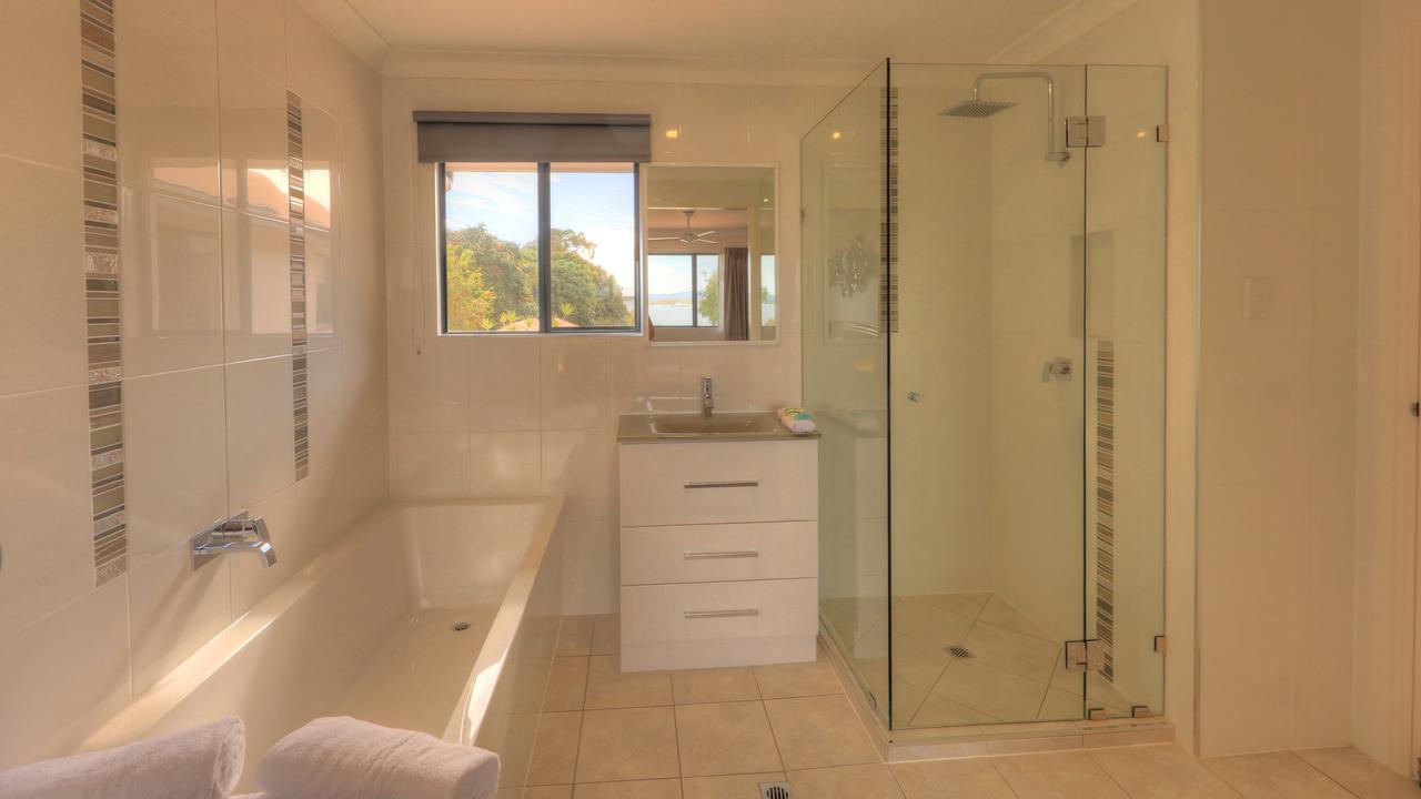Tin Can Bay QLD Maitland Accommodation