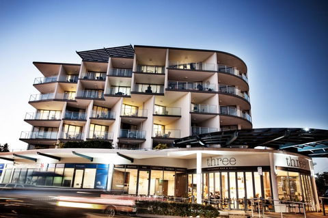 Ocean Views Resort Caloundra - Maitland Accommodation 1