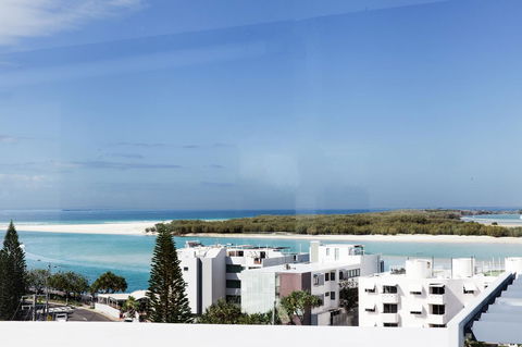 Ocean Views Resort Caloundra - Maitland Accommodation 8
