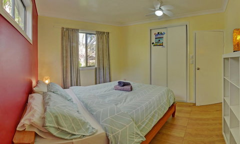 KiteSurf 1770 Beach House - Maitland Accommodation 44