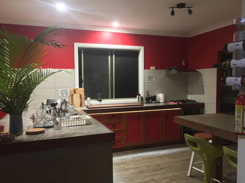 KiteSurf 1770 Beach House - Maitland Accommodation 9