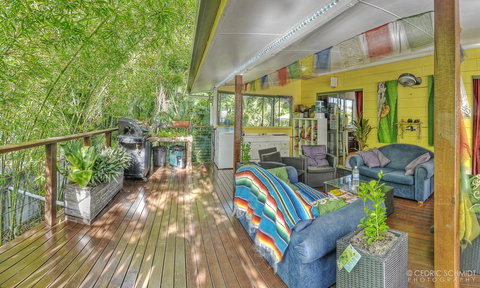 KiteSurf 1770 Beach House - Maitland Accommodation 0