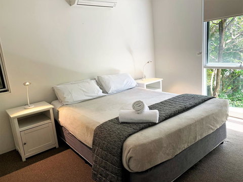 The Hastings Beach Houses - Maitland Accommodation 4