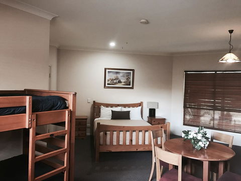 The Bearded Dragon Boutique Hotel - Maitland Accommodation 42