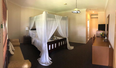 The Bearded Dragon Boutique Hotel - Maitland Accommodation 6