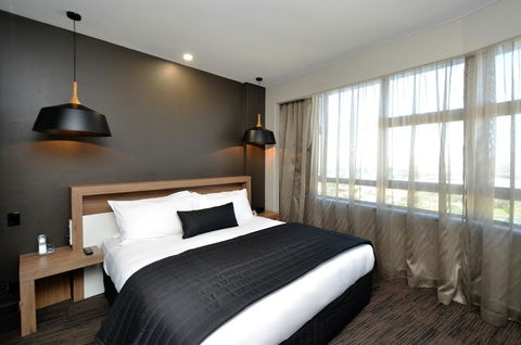 Hotel Grand Chancellor Townsville - Maitland Accommodation 5