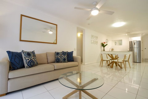 The White House Port Douglas - Maitland Accommodation 2