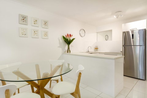 The White House Port Douglas - Maitland Accommodation 12