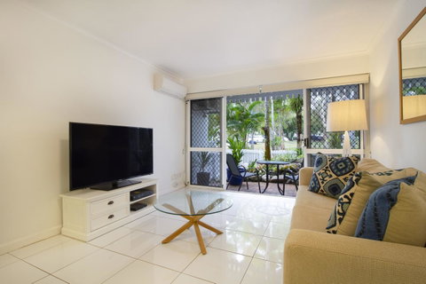 The White House Port Douglas - Maitland Accommodation 16