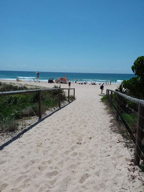 Surfers Chalet - Maitland Accommodation 5