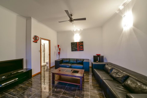 Bella Vista On Nara Pets Welcome - Maitland Accommodation 22