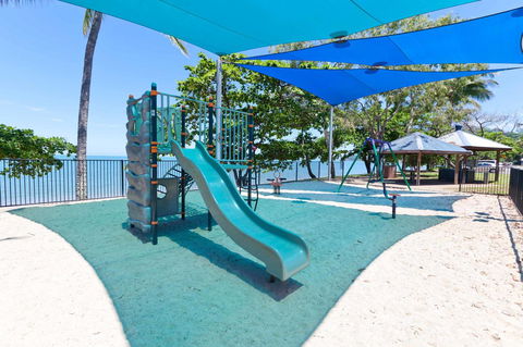 Trinity Beach Pacific - Maitland Accommodation 26