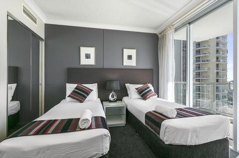 Mantra Towers Of Chevron - Maitland Accommodation 21