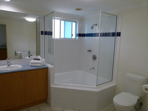Madison Ocean Breeze Apartments - Maitland Accommodation 34