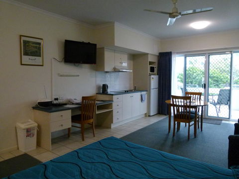 Madison Ocean Breeze Apartments - Maitland Accommodation 22