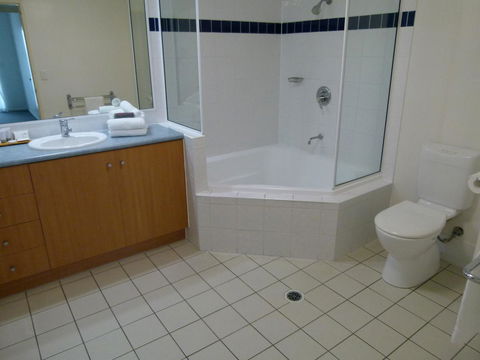 Madison Ocean Breeze Apartments - Maitland Accommodation 33