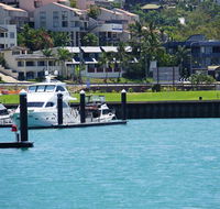 Airlie Seaview Apartments - Maitland Accommodation