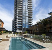 Boardwalk Burleigh Beach - Official - Maitland Accommodation
