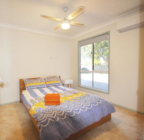 Bribie Island Canal Holiday Destination! - Maitland Accommodation 15