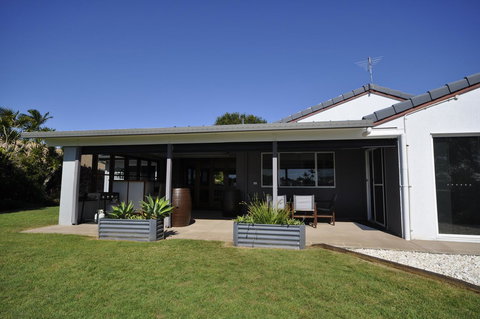 Bribie Island Canal Holiday Destination! - Maitland Accommodation 14