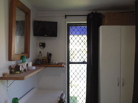 XYL Pets Friendly Seaside Boutique Guesthouse - Maitland Accommodation 29